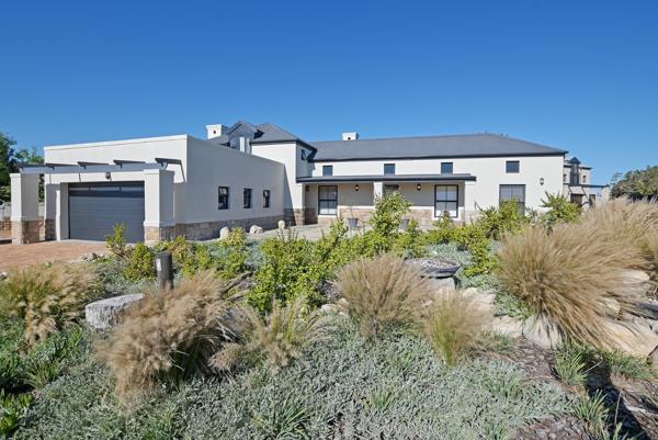 6 Bedroom House