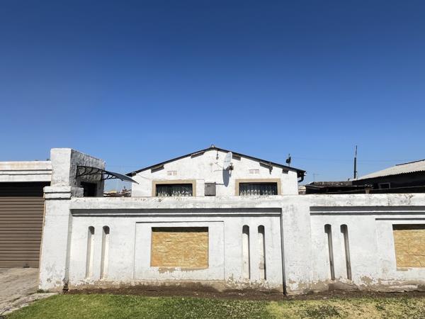 2 Bedroom House