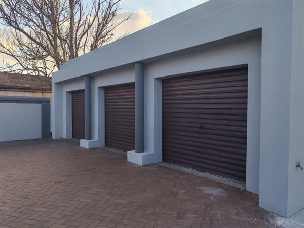 10 Bedroom House