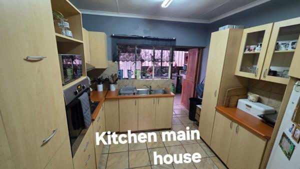 5 Bedroom House