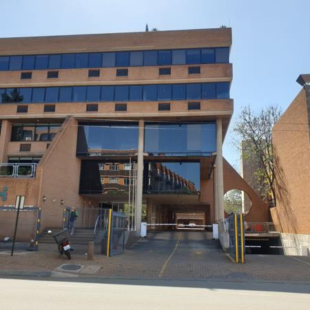 130 m² Commercial space