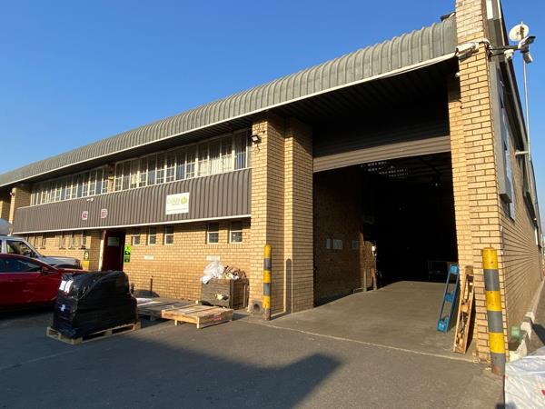 350 m² Industrial space