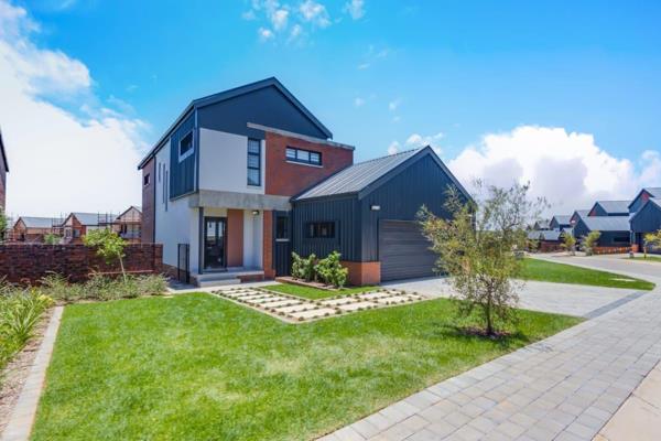 4 Bedroom Townhouse