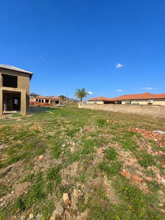 513 m² Land