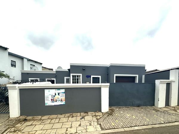7 Bedroom House