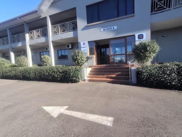 42.4 m² Office Space