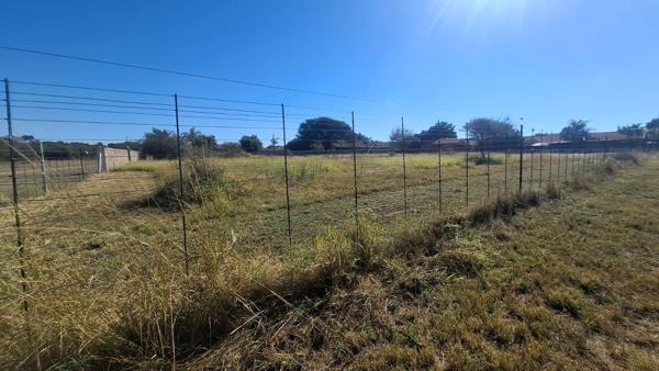 500 m² Land