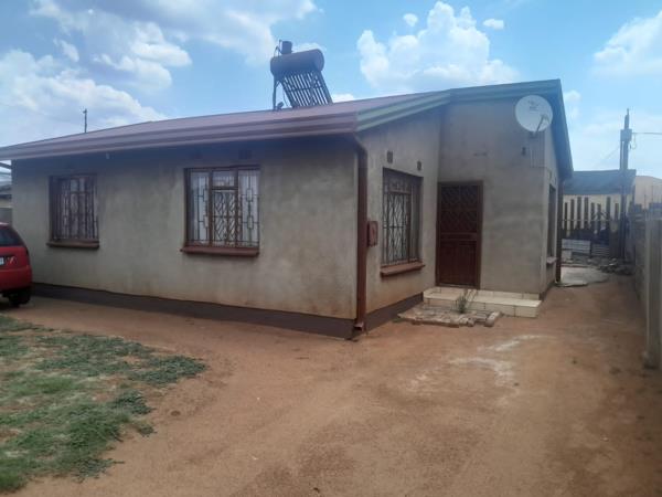 2 Bedroom House