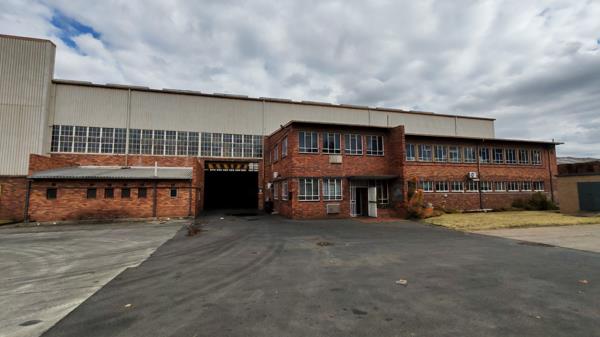 3 000 m² Industrial space