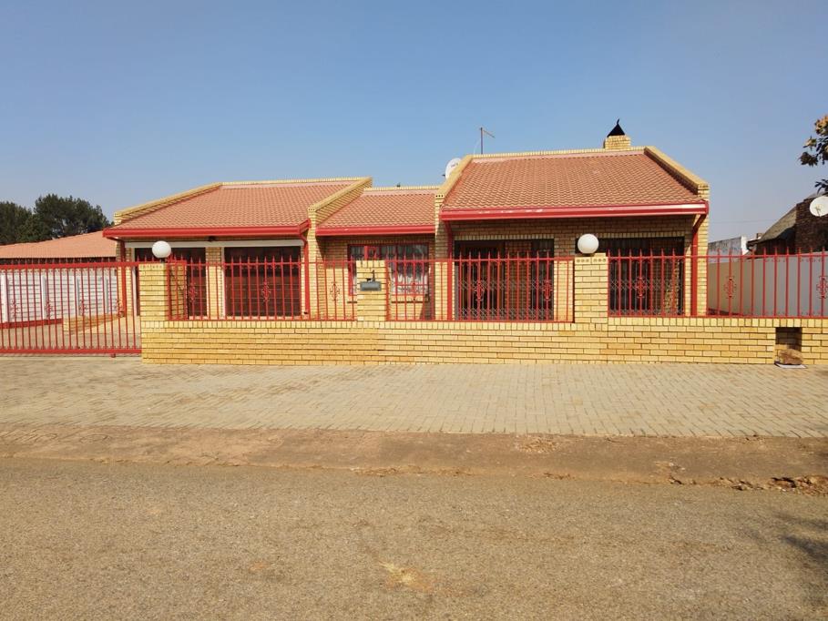 4 Bedroom House