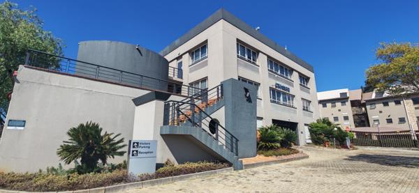 715 m² Office Space