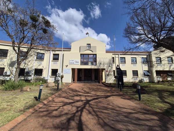 230 m² Commercial space