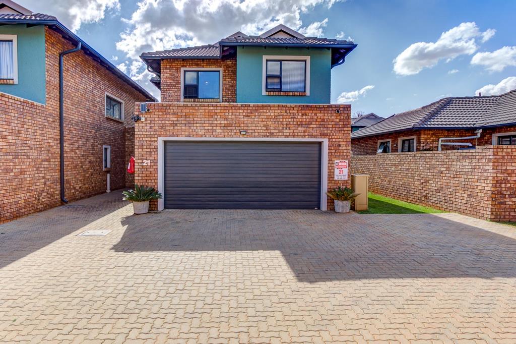 3 Bedroom Townhouse