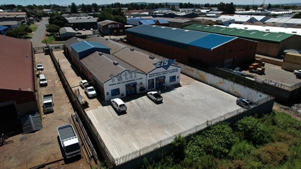 1 300 m² Industrial space
