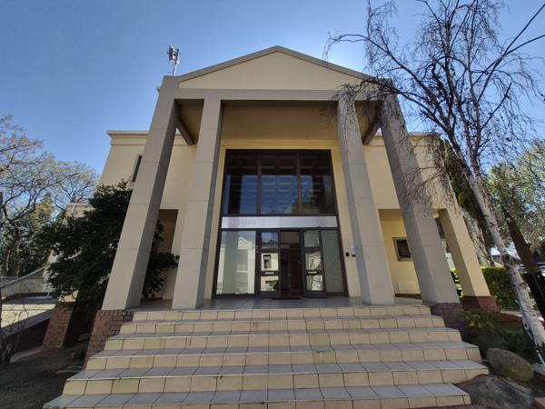 380 m² Commercial space