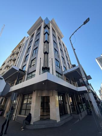 215 m² Commercial space