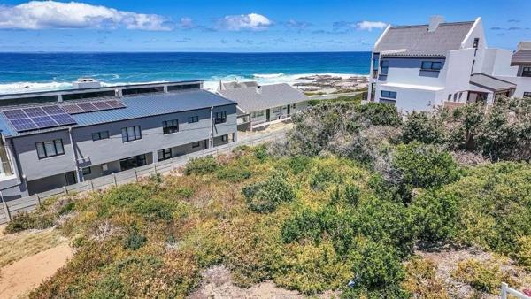 610 m² Land