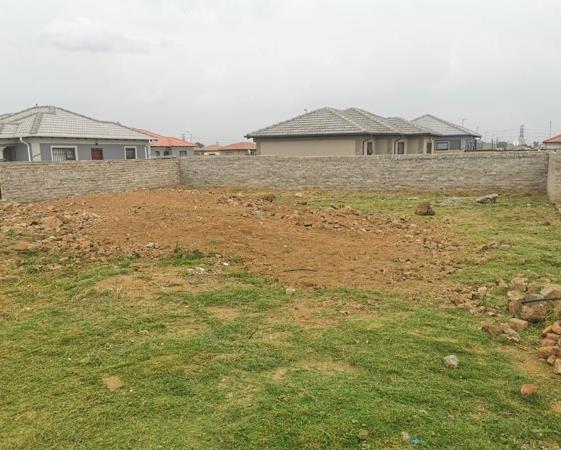297 m² Land