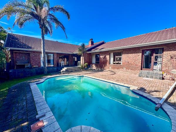 6 Bedroom House
