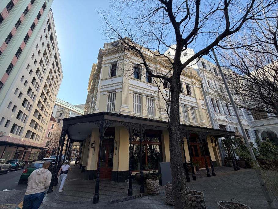 127 m² Commercial space