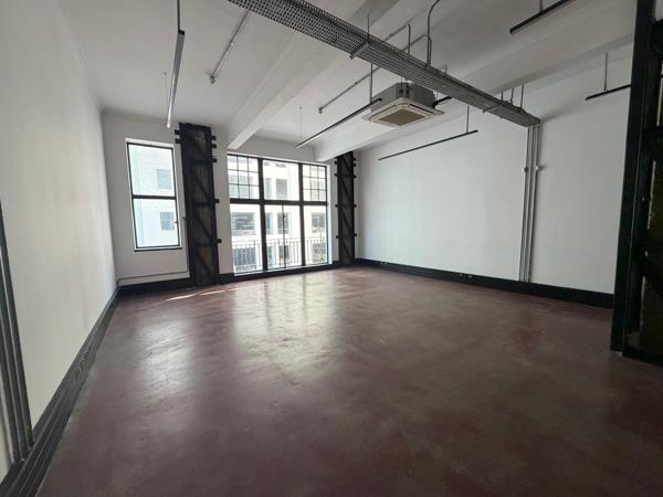 127 m² Commercial space