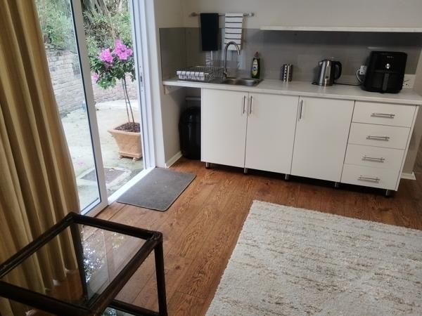1 Bedroom Garden Cottage