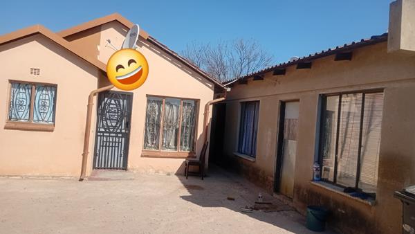 2 Bedroom House