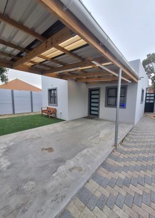 2 Bedroom House