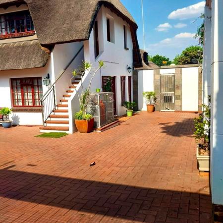 2 Bedroom Garden Cottage