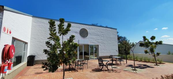 139 m² Commercial space