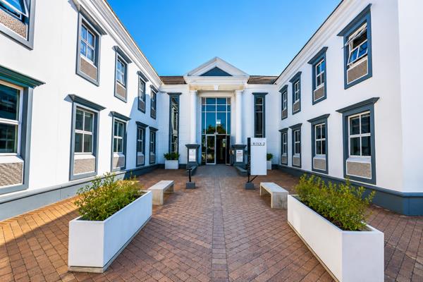 280 m² Commercial space