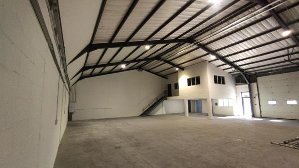444 m² Industrial space