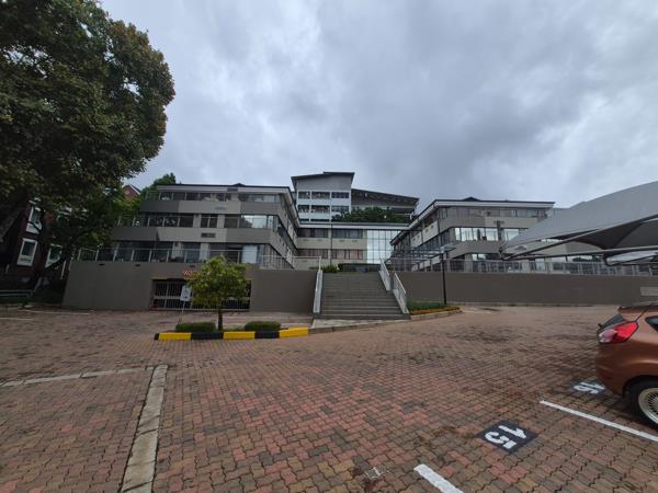 556 m² Commercial space