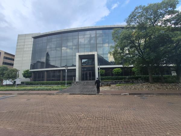 2 245 m² Commercial space