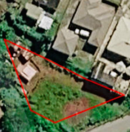 536 m² Land