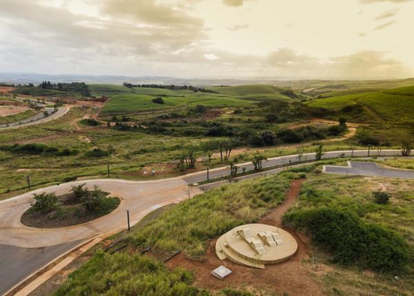 1 867 m² Land