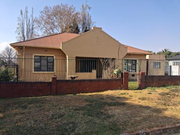 6 Bedroom House