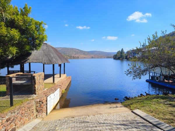 1 017 m² Land
