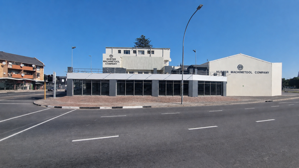 824 m² Commercial space