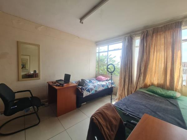 4 Bedroom Apartment