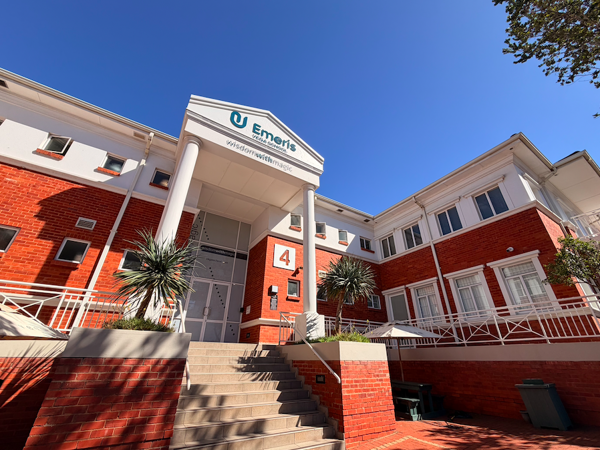 1 834 m² Commercial space