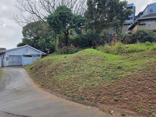 786 m² Land