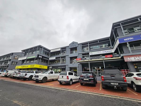 243 m² Commercial space