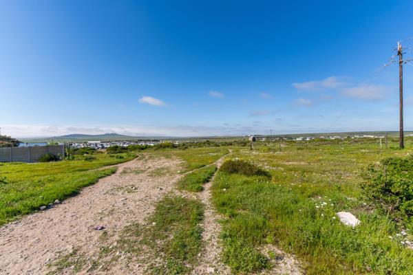 658 m² Land