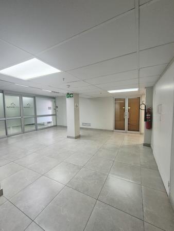 66 m² Commercial space