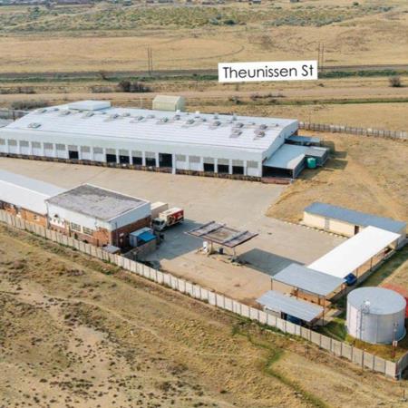 2 600 m² Industrial space