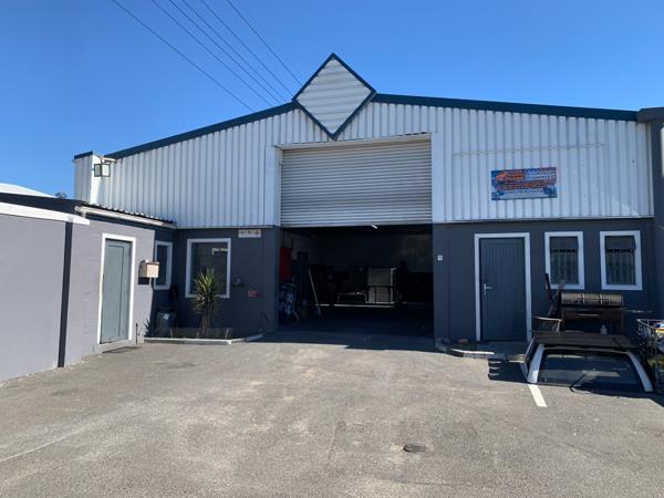 233 m² Industrial space