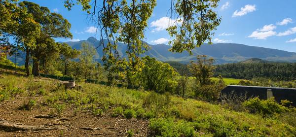 829 m² Land