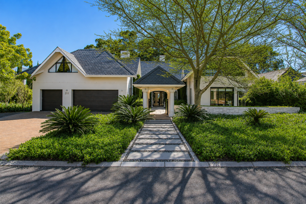 5 Bedroom House