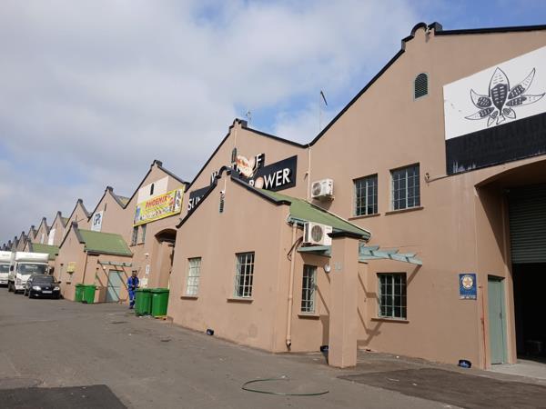 383 m² Industrial space